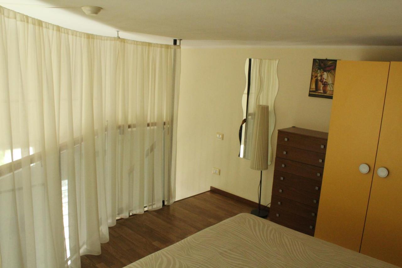 I Gemelli Holiday House Πεσκάρα Εξωτερικό φωτογραφία